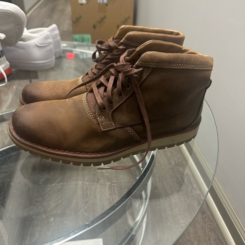 Men's Brown Leather Lace-Up Chukka Boots